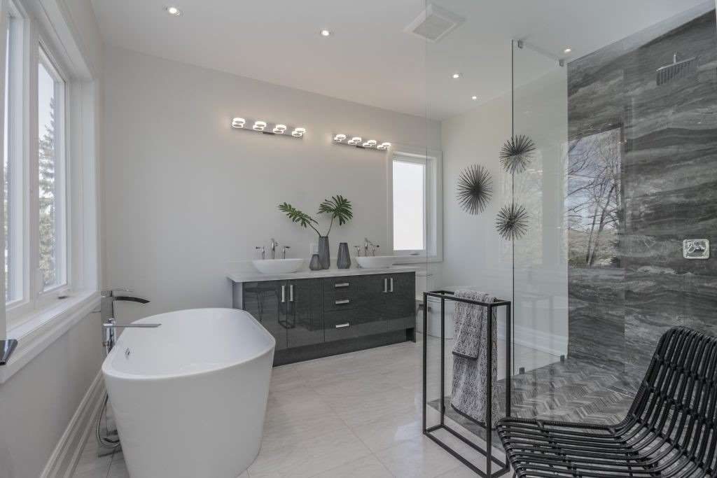 64 Larwood — rendering 8