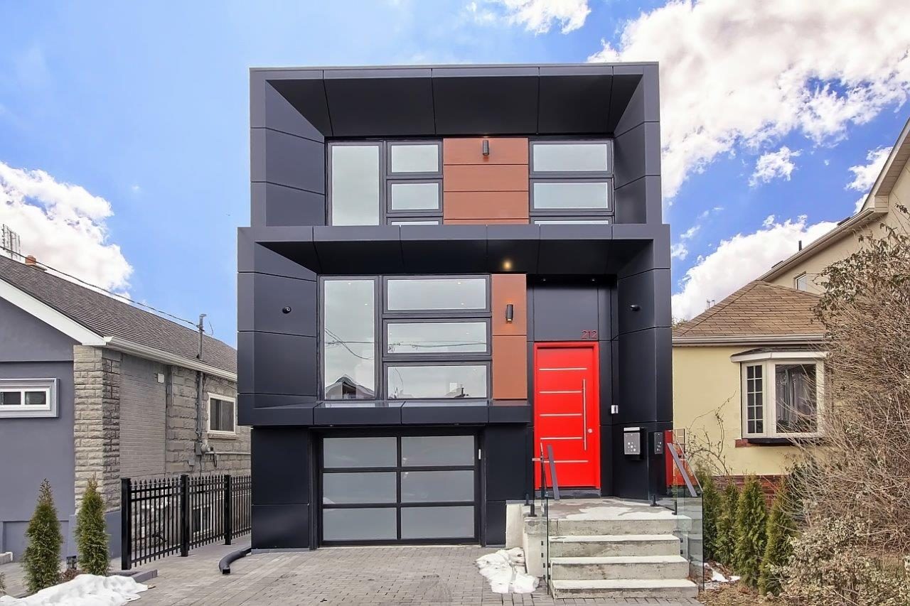 212 Woodmount, Toronto, ON