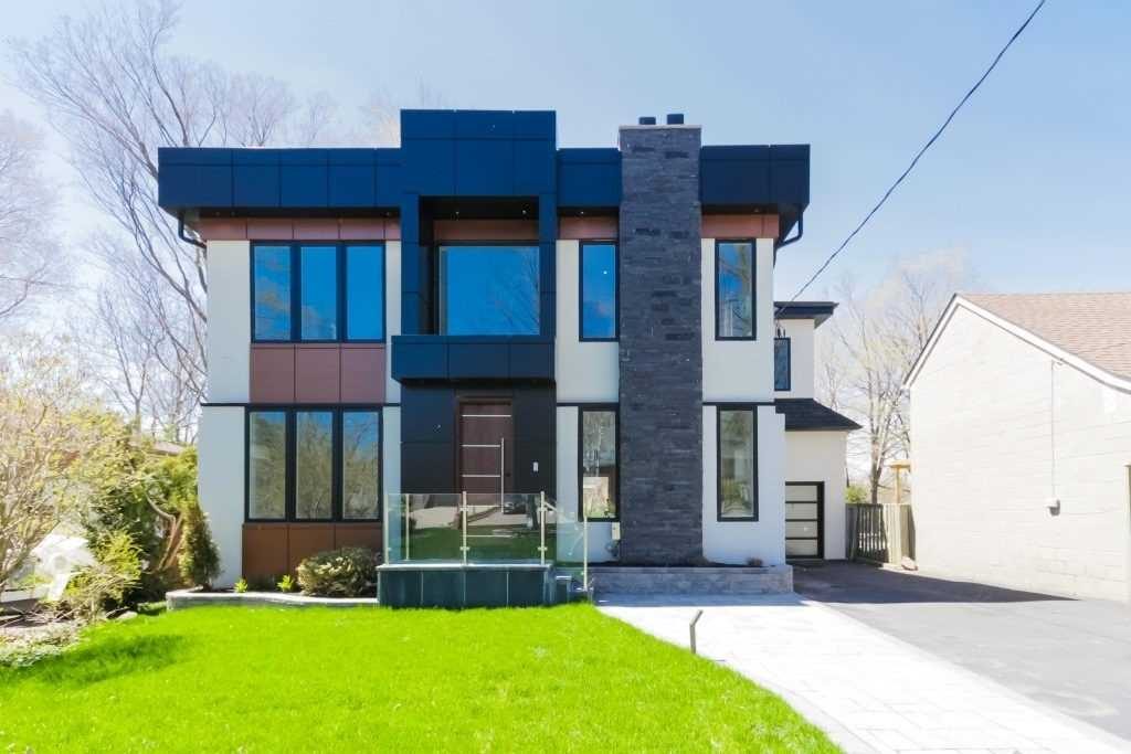 64 Larwood, Toronto, ON