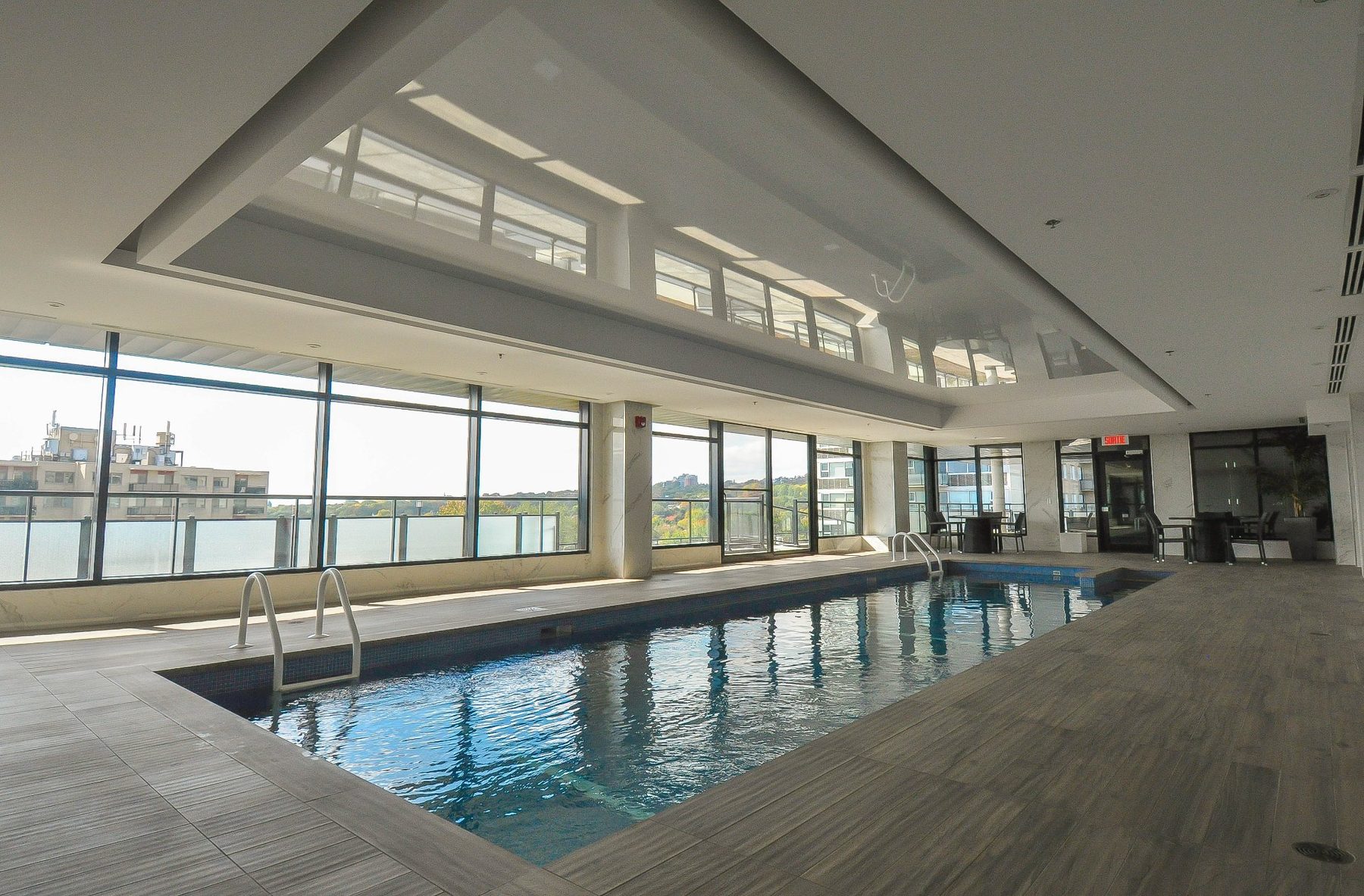 215 Redfern indoor pool